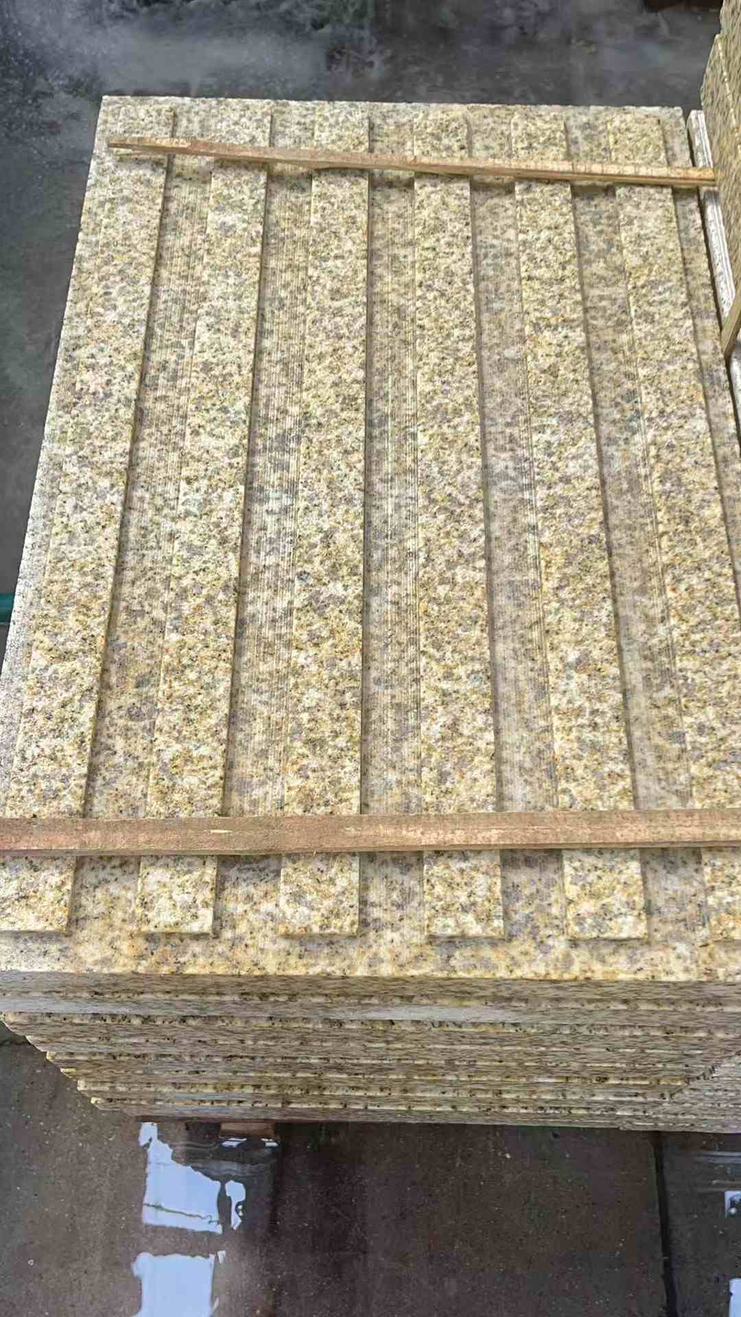 邯郸黄金麻盲道 石材盲道