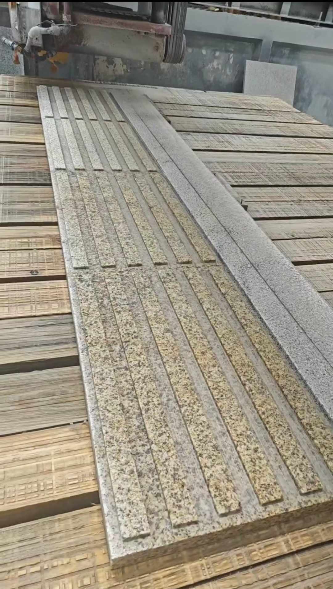 邯郸黄金麻盲道石 盲条